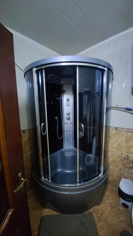 Bishkek Villa Hotel Esterno foto