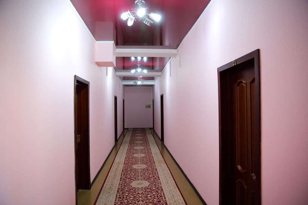 Bishkek Villa Hotel Esterno foto