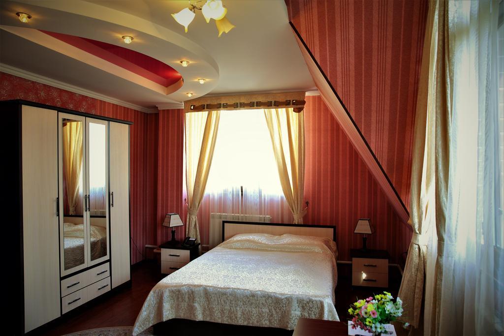 Bishkek Villa Hotel Esterno foto