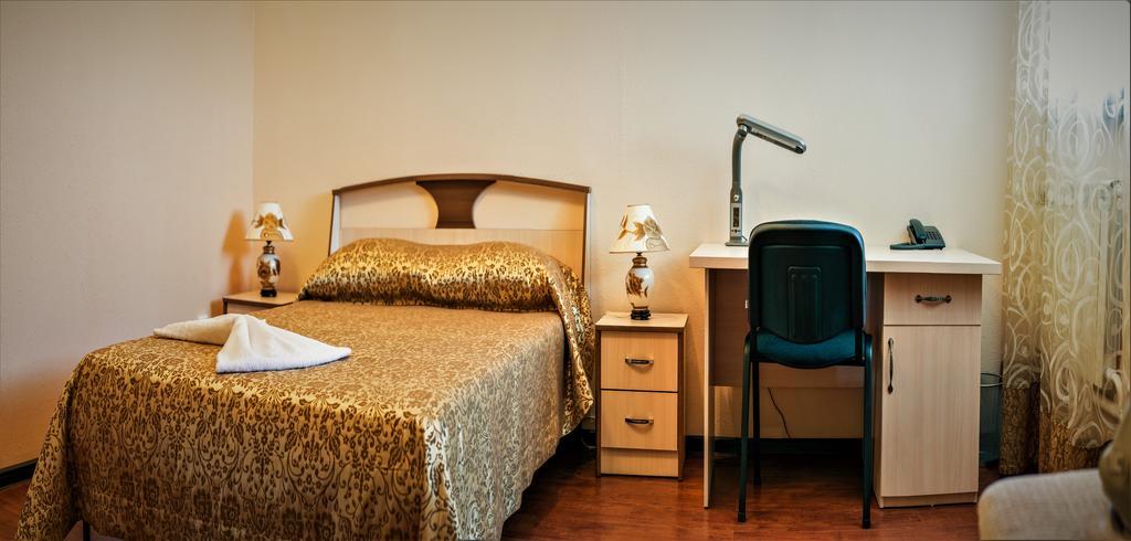 Bishkek Villa Hotel Esterno foto